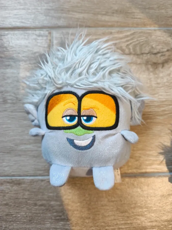Peluche les trolls