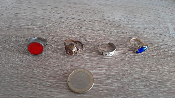 Magnifique lot petites bagues fantaisies vintage - photo numéro 3