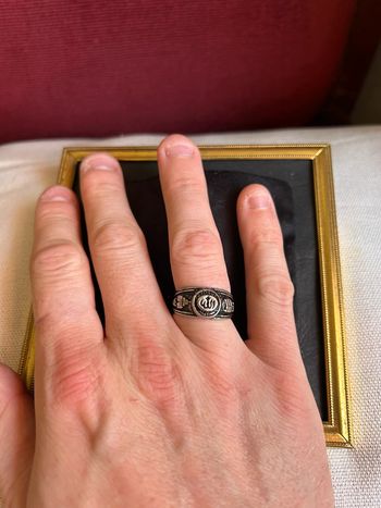 Petite bague en métal fantaisie