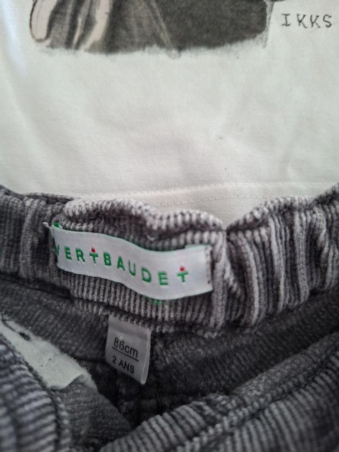 Lot short velours Vertbaudet, t-shirt IKKS et collants 24 mois - photo numéro 3
