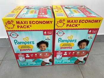 2 maxi packs couches pants Pampers