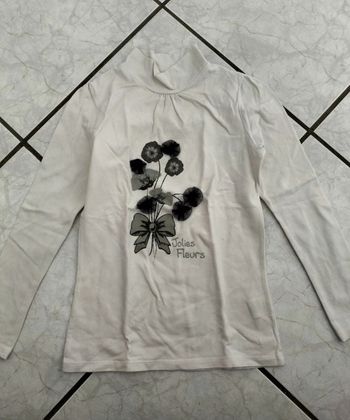Tee shirt