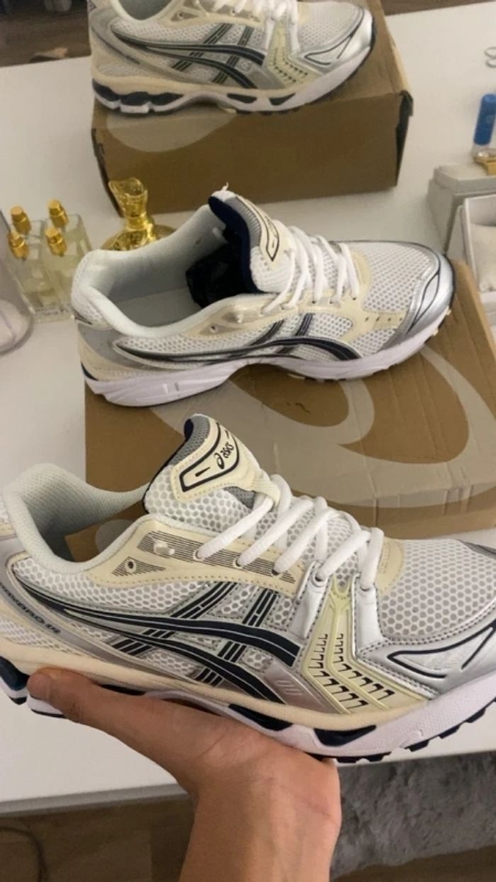 Asics Gel Kayano 14 T45