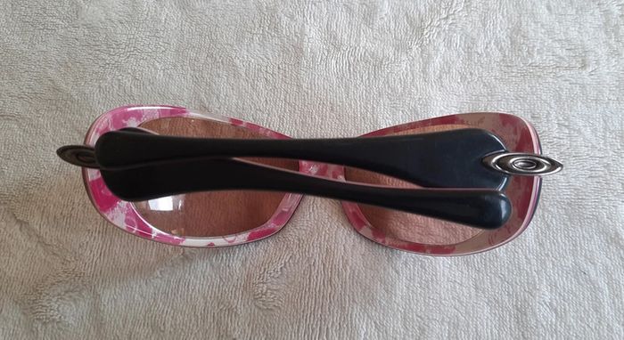 Lunette solaire - photo numéro 2