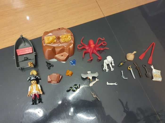 Ensemble de 2 aventures playmobil,  pirate et chevalier - photo numéro 5