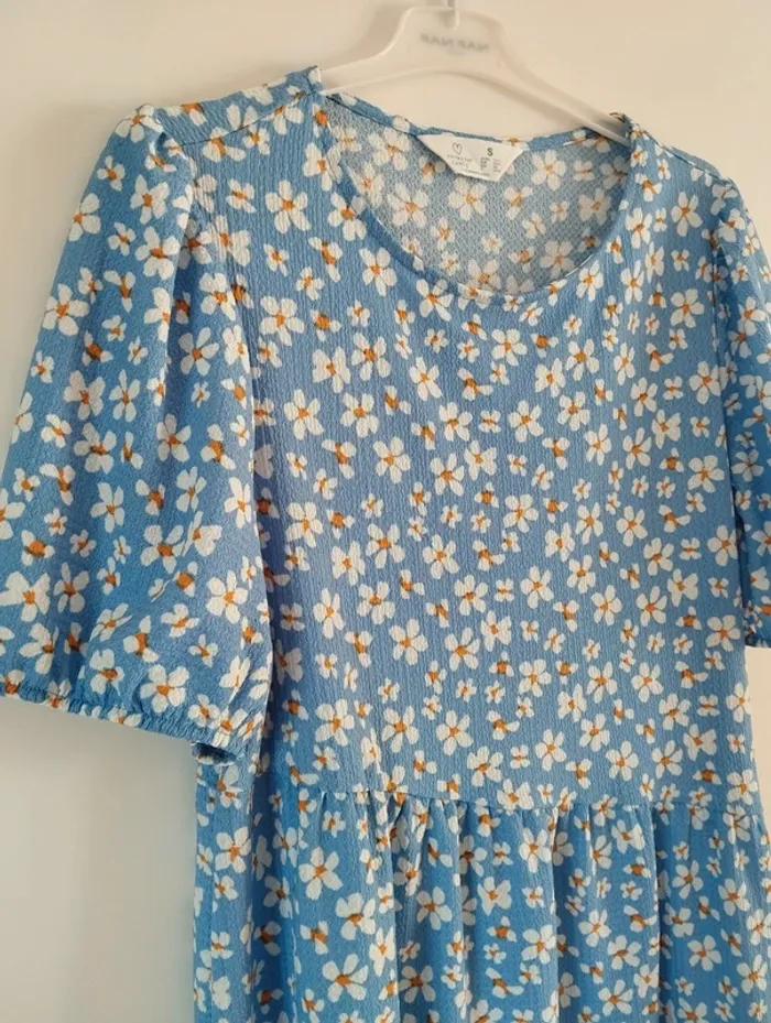 Robe fleurs - photo numéro 2