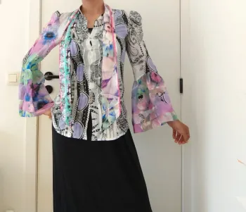 Superbe chemise soie Roberto Cavalli colorée 100% soie