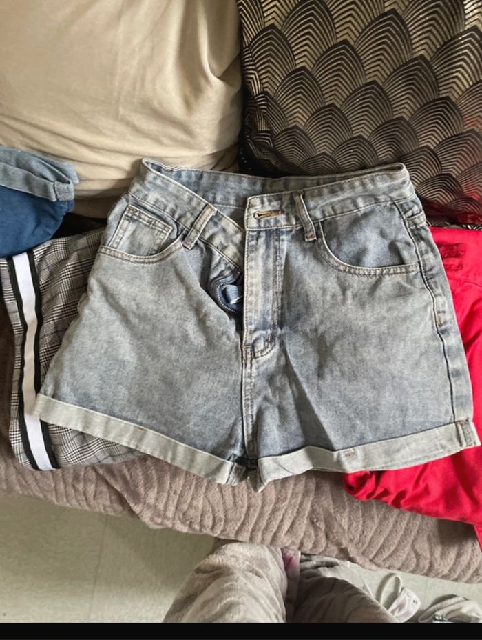 Lot vêtements - photo numéro 4