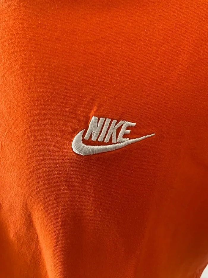 Tee-shirts orange Nike taille L - photo numéro 2