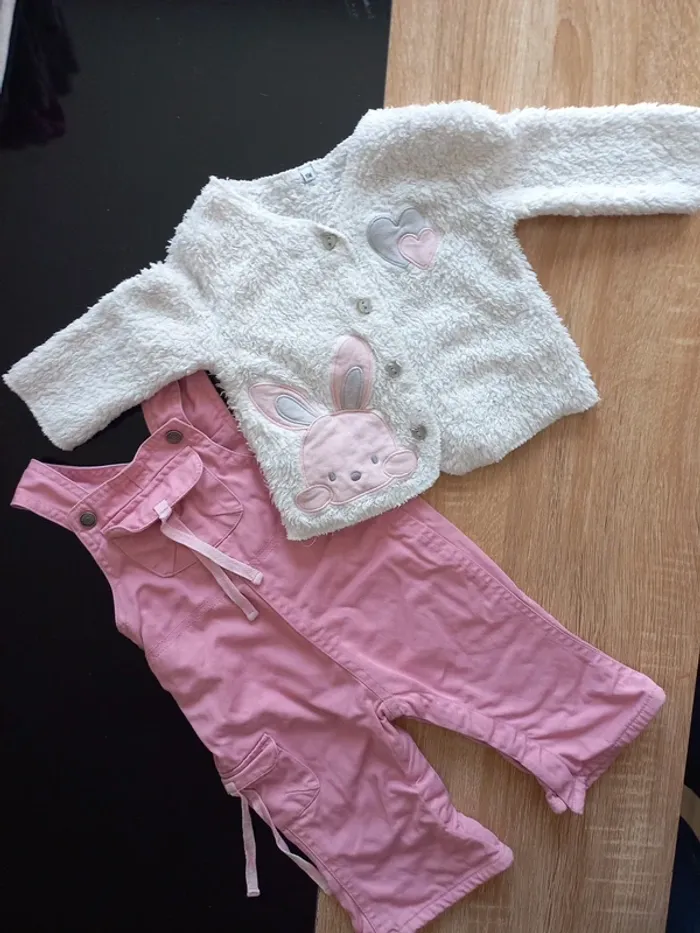 Ensemble combi et gilet bébé fille 6 mois - photo numéro 2