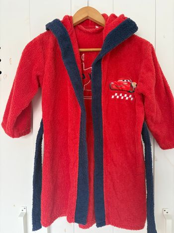 Peignoir enfant à capuche  6-8 ans