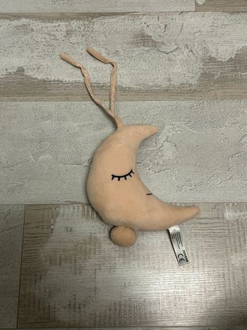 Lune musicale bébé