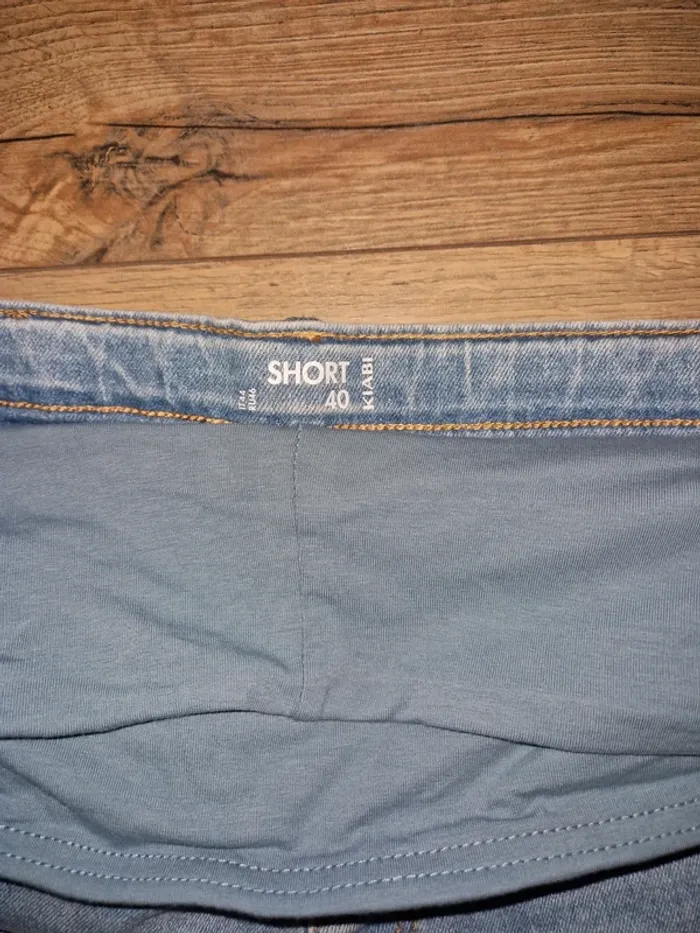 Short maternité - photo numéro 2