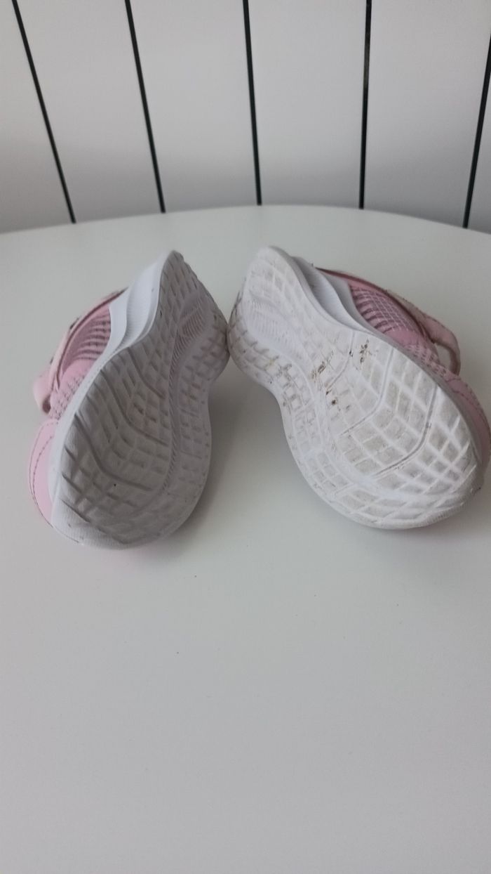 Basket taille 21 - photo numéro 5