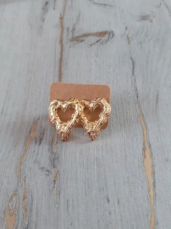 Boucles d'oreilles cœurs dorées
