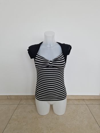 Haut rayé avec faux gilet noir Made in Italy