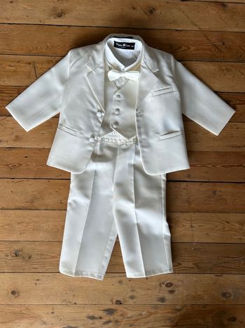 Costume complet crème et blanc 18 mois Pomme carré