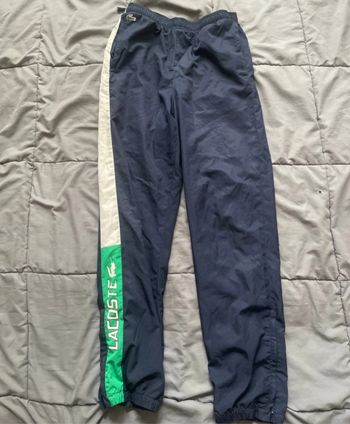 Survêtement Lacoste taille 16 ans