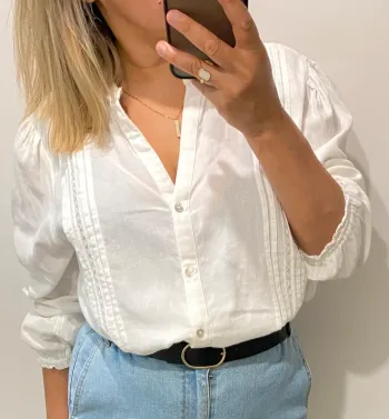 Chemise brodée col v Taille L