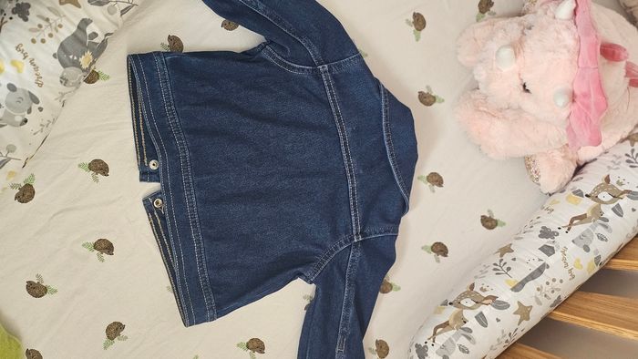 Veste en jean OLD NAVY 12-18 mois – Comme neuve ! - photo numéro 6