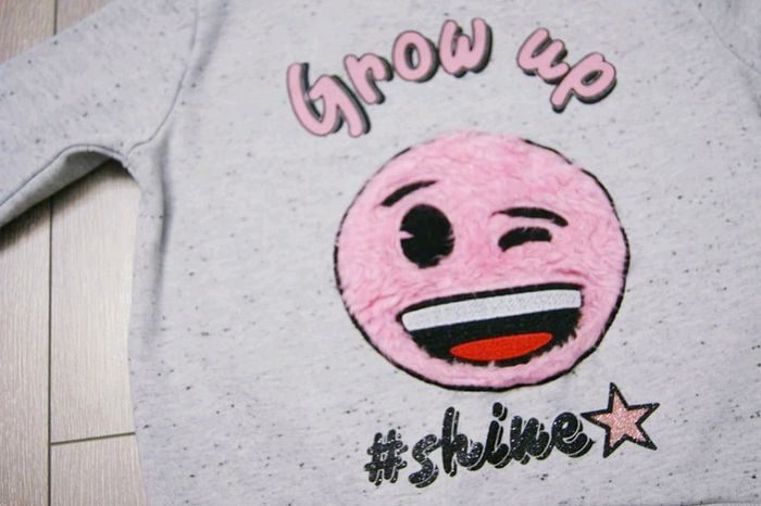 Sweet gris. 10 ans fille. Marque Emoji - photo numéro 2