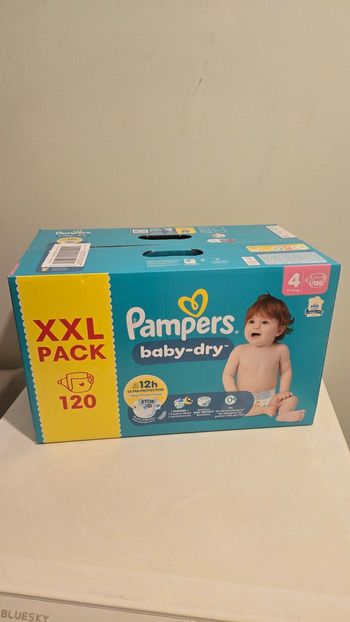 Couches pampers baby dry taille 4 XXl