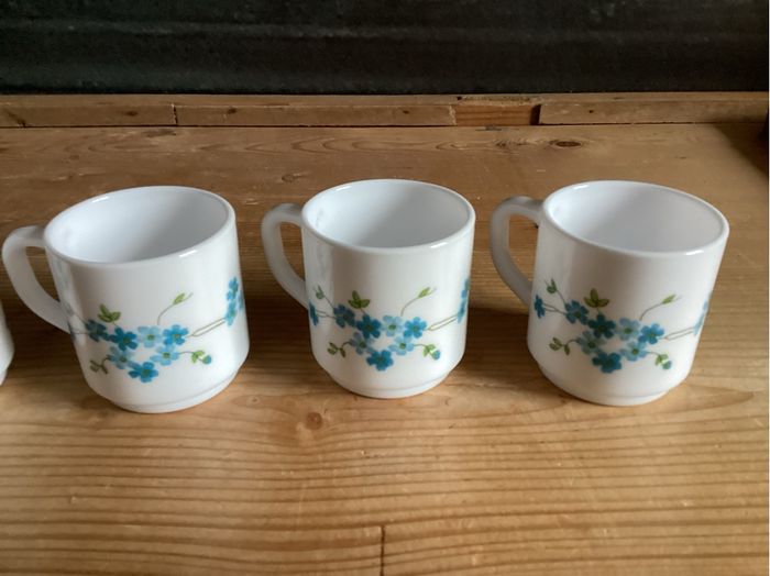 6 Tasses à café motif myosotis Arcopal - photo numéro 5