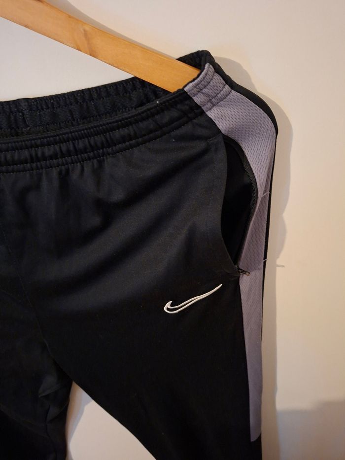 Jogging homme - photo numéro 2