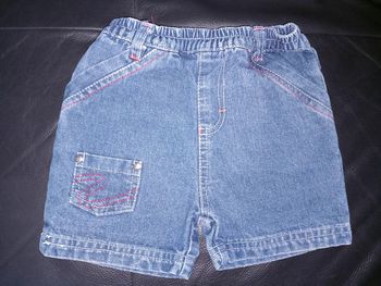 Short en jean 12 mois TBE