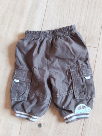 Pantalon garçon 3 mois en très bon état (78)