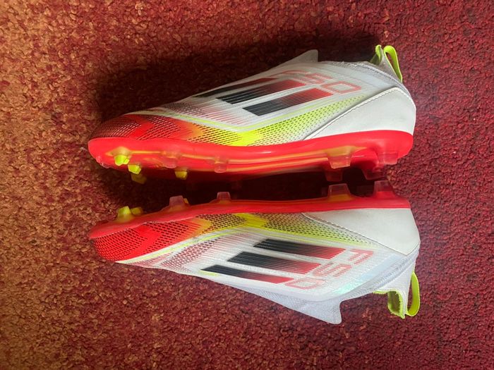 Crampon adidas F50 - photo numéro 3