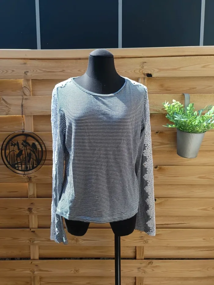 T-shirt manches crochet taille 40 - photo numéro 2