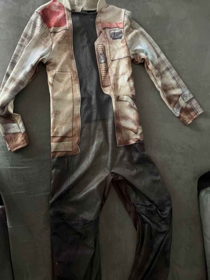 Déguisement star wars Finn 7/8 ans - photo numéro 1