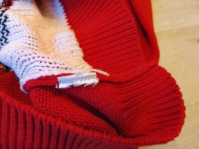 Pull rouge de noël pour fille - photo numéro 5