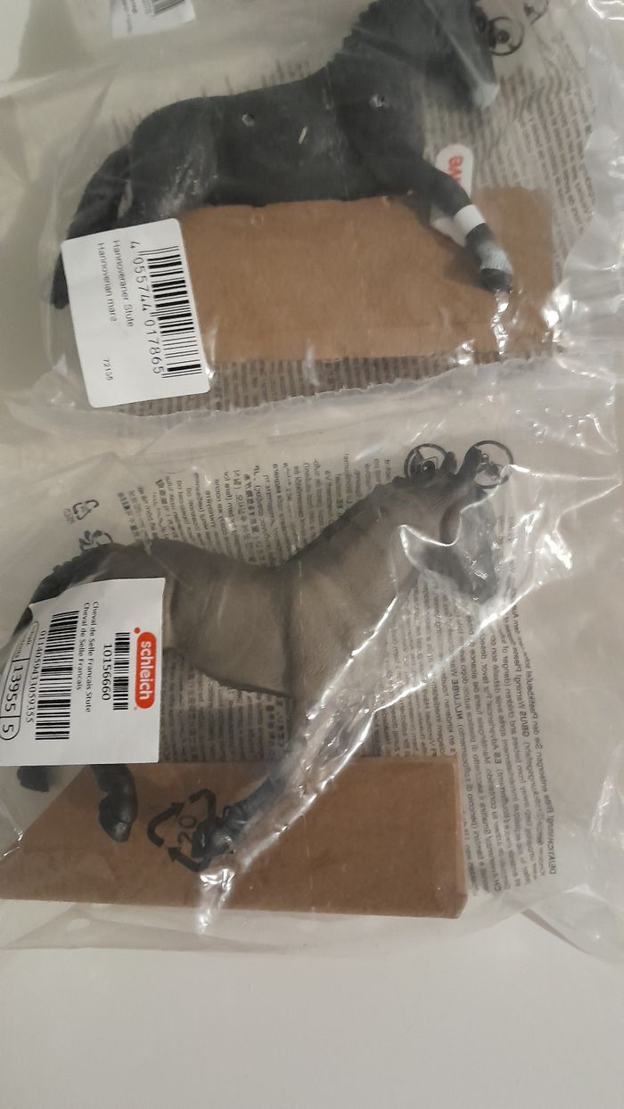 Lot de chevaux schleich neufs - photo numéro 4
