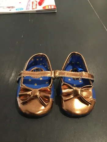 Chaussures bébé 0-3 mois