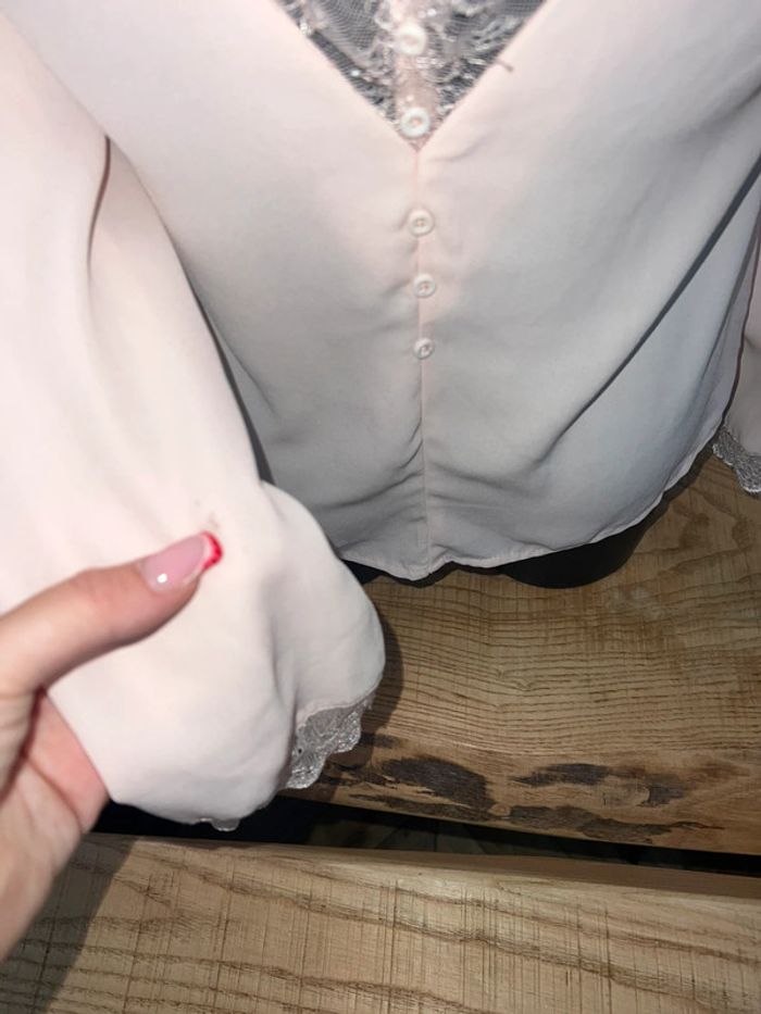 Blouse kilky taille 38 M été femme taille dos nu chemise voilage rose pale dentelle - photo numéro 3