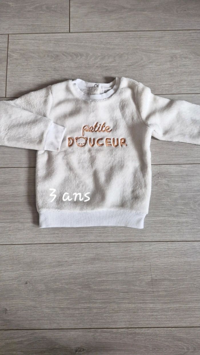 Pull 3 ans