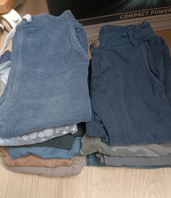 Lot pantalon garçon 18 mois 