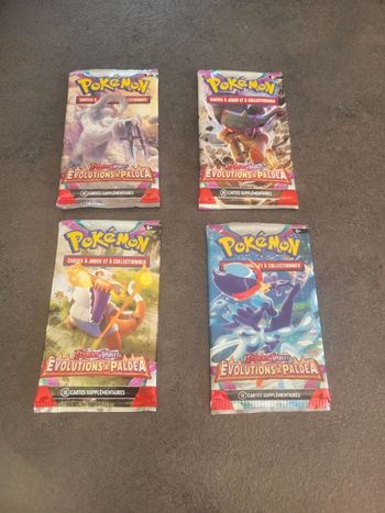 Lot 4 booster evolutions a Paldea