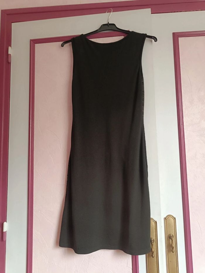 Robe noire "Cache cache" T.38 - photo numéro 13
