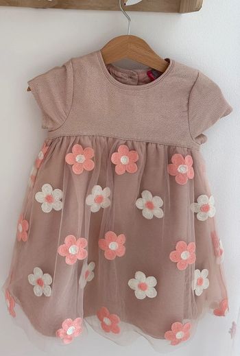 Robe fleurie avec tulle