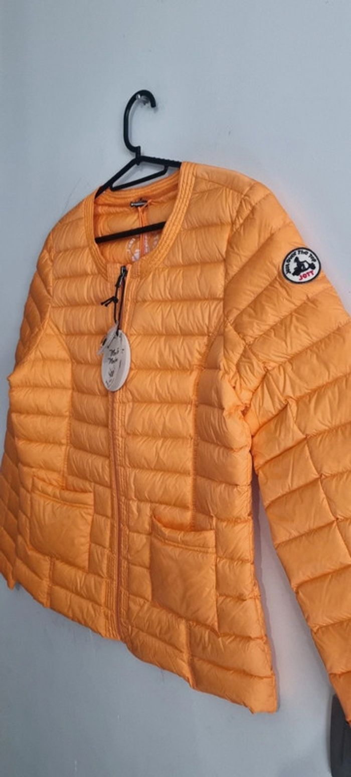 Veste cintrée Jott neuve - photo numéro 2