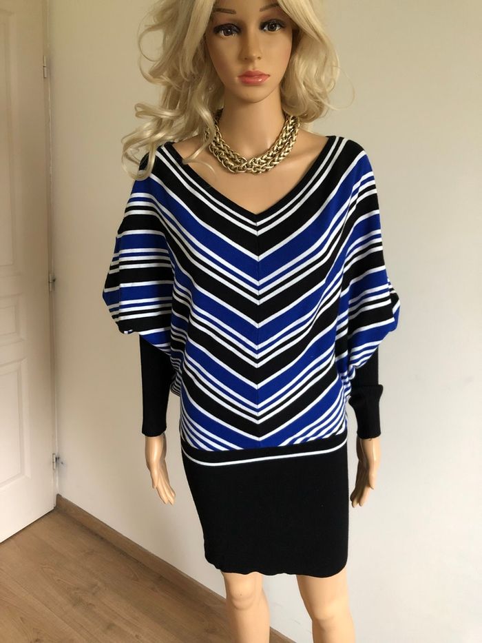 Robe pull à manches longues taille 38 excellent état