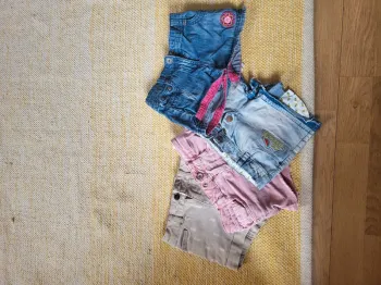 Lot de 4 shorts en jeans 5 ans