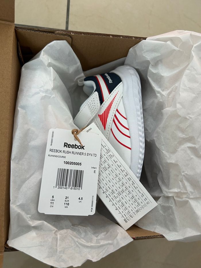 Baskets mixtes marque Reebok taille 21 - photo numéro 9