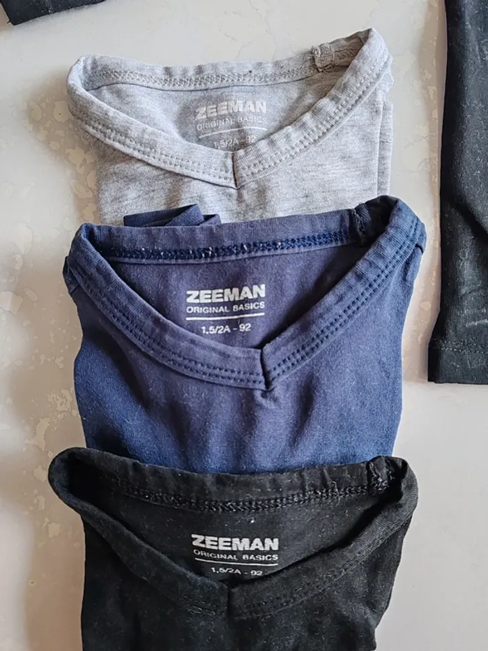 Gros lot maillot de corps manches longues 18/24 mois 2 ans - photo numéro 3