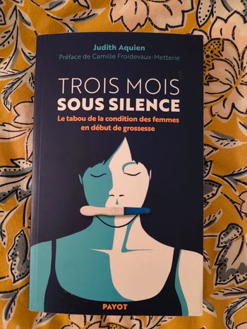 Livre trois mois sous silence