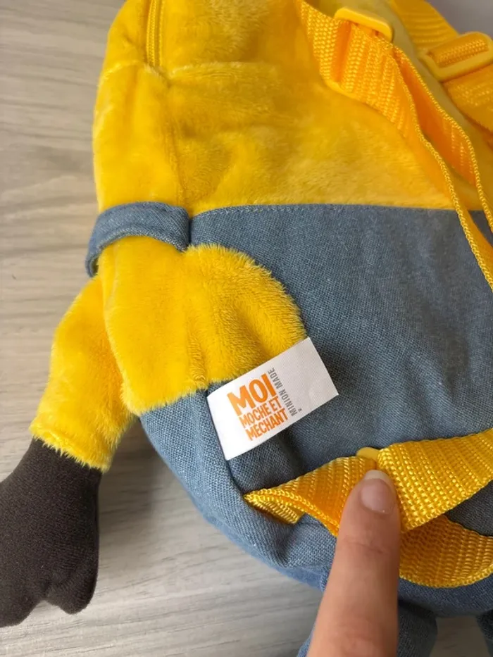 Sac à dos peluche minion - photo numéro 5