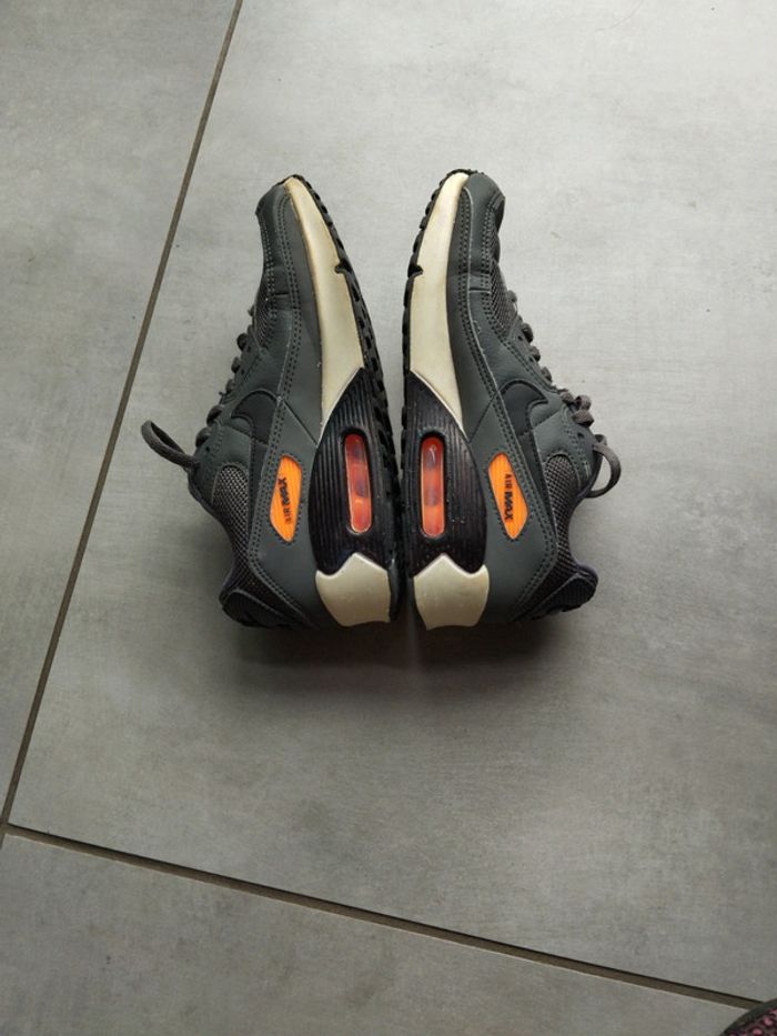 Baskets Nike air max 90 taille 35,5 - photo numéro 4